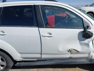 2009 Mitsubishi Outlander ES with VIN JA4LS21W49Z015920, listed as a IAAI auction lot 41845969 with 291,723 mi miles. Bid and sale history available at carsss.com. Image 17.