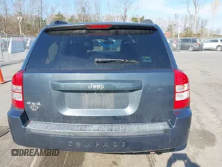 2008 Jeep Compass Sport with VIN 1J8FF47W68D758903, listed as a IAAI auction lot 41904401 with 154,016 mi miles. Bid and sale history available at carsss.com. Image 17.