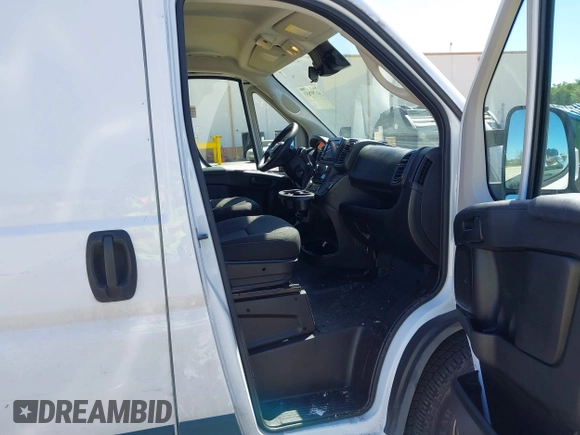 2022 Ram ProMaster Cargo with VIN 3C6LRVNG4NE132710, listed as a IAAI auction lot 41797653 with 61,848 mi miles and . Bid and sale history available at DreamBid. Image 5.
