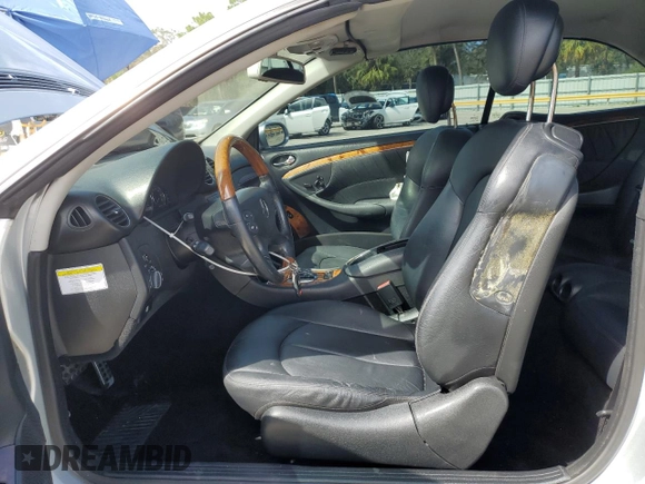 2007 Mercedes-Benz CLK 350 with VIN WDBTK56F27F208807, listed as a Copart auction lot 76954644 with 95,775 mi miles and Salvage Title. Bid and sale history available at DreamBid. Image 7.