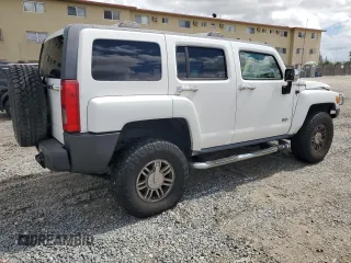 2008 Hummer H3 SUV with VIN 5GTEN13E388168306, listed as a Copart auction lot 60080494 with 185,700 mi miles and Salvage Title. Bid and sale history available at carsss.com. Image 3.