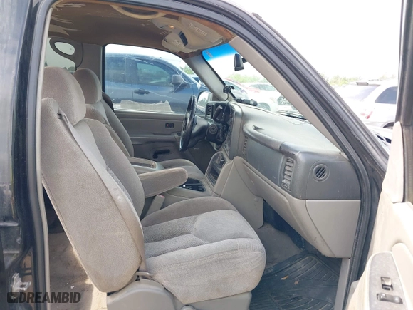 2006 Chevrolet Avalanche LT with VIN 3GNEC12Z06G111156, listed as a IAAI auction lot 41960742 with 258,380 mi miles. Bid and sale history available at carsss.com. Image 5.