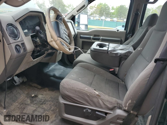 2010 Ford F-250 XL with VIN 1FTSW2BR2AEB29330, listed as a Copart auction lot 57804325 with 177,421 mi miles and Clean title. Bid and sale history available at DreamBid. Image 7.