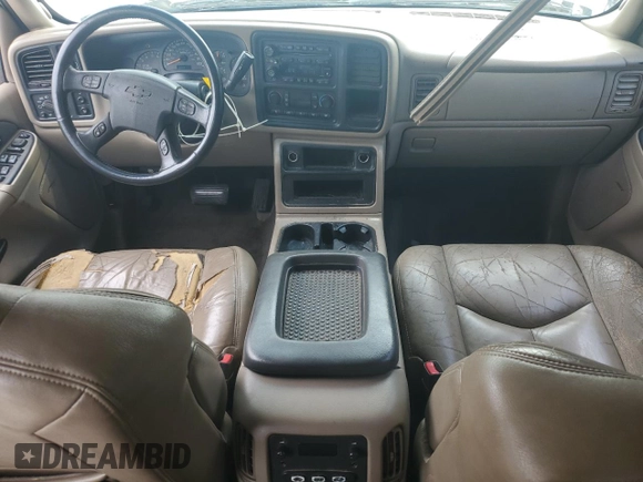 2004 Chevrolet Avalanche Z71 z VIN 3GNEK12TX4G342674, wystawiony jako Copart lot #52879115 z przebiegiem 380 251 mil mil oraz Szkoda całkowita • Salvage title. Historia ofert i sprzedaży dostępna na DreamBid. Obrazek 8.