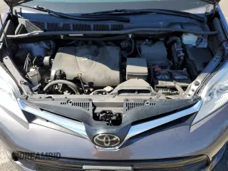 2019 Toyota Sienna LE Auto Access Seat with VIN 5TDKZ3DC5KS008521, listed as a Copart auction lot 53512695 with 147,488 mi miles and Salvage title. Bid and sale history available at DreamBid. Image 14.