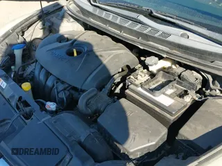 2015 Hyundai Elantra SE with VIN 5NPDH4AE6FH582810, listed as a IAAI auction lot 43117530 with 276,409 mi miles and . Bid and sale history available at DreamBid. Image 12.