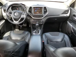2018 Jeep Cherokee Latitude Plus with VIN 1C4PJLLB8JD512108, listed as a Copart auction lot 51766205 with 88,266 mi miles and Clean Title. Bid and sale history available at carsss.com. Image 8.