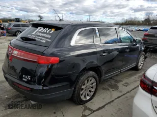 2019 Lincoln MKT with VIN 2LMHJ5NK5KBL04515, listed as a Copart auction lot 49147854 with 126,236 mi miles and Salvage Title. Bid and sale history available at DreamBid. Image 3.