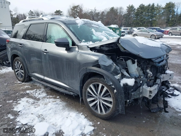 2022 Nissan Pathfinder Platinum with VIN 5N1DR3DK1NC218034, listed as a IAAI auction lot 41562321 with 35,444 mi miles. Bid and sale history available at carsss.com. Image 1.