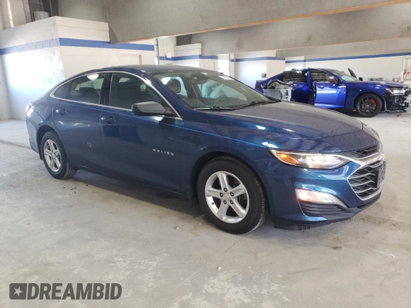 2019 Chevrolet Malibu LS with VIN 1G1ZB5ST9KF174387, listed as a Copart auction lot 48392395 with 101,239 mi miles and Salvage Title. Bid and sale history available at DreamBid. Image 4.