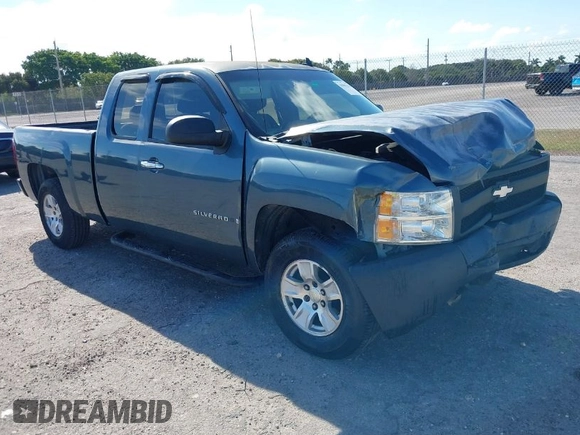 2007 Chevrolet Silverado 1500 LT w/1LT with VIN 2GCEC19C971636527, listed as a IAAI auction lot 41905194 with 164,468 mi miles. Bid and sale history available at carsss.com. Image 1.