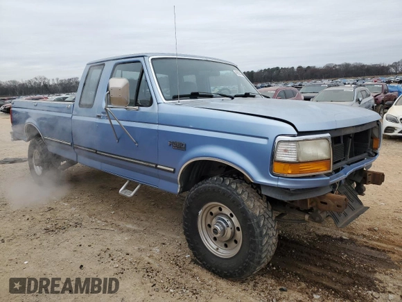 1996 Ford F-250 with VIN 1FTHX26G4TEB59478, listed as a Copart auction lot 46535425 with 132,504 mi miles and Salvage title. Bid and sale history available at DreamBid. Image 4.