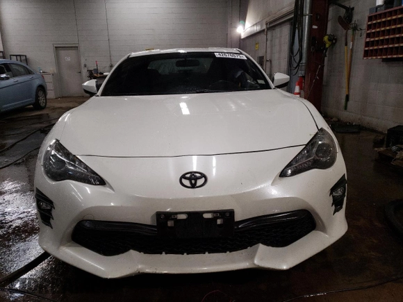 2017 Toyota 86 with VIN JF1ZNAA12H8701678, listed as a Copart auction lot 42676075 with 111,616 mi miles and Salvage Title. Bid and sale history available at carsss.com. Image 5.