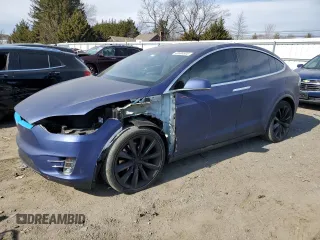 2018 Tesla Model X 75D with VIN 5YJXCDE26JF089924, listed as a Copart auction lot 46504905 with 73,981 mi miles and Salvage Title. Bid and sale history available at carsss.com. Image 1.