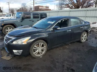 2013 Nissan Altima 3.5 SV with VIN 1N4BL3AP4DC299242, listed as a Copart auction lot 45269945 with 85,177 mi miles and Salvage Title. Bid and sale history available at carsss.com. Image 1.