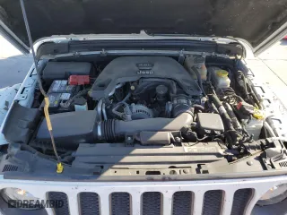 2019 Jeep Wrangler Unlimited Rubicon with VIN 1C4HJXFG3KW530704, listed as a Copart auction lot 42100935 with 71,849 mi miles and Clean Title. Bid and sale history available at carsss.com. Image 12.