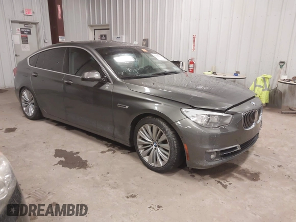 2014 BMW 5 Series 535i Gran Turismo xDrive z VIN WBA5M4C59ED183503, wystawiony jako IAAI lot #41983117 z przebiegiem 136 186 mil mil oraz . Historia ofert i sprzedaży dostępna na DreamBid. Obrazek 1.