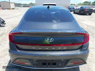 2020 Hyundai Sonata SE with VIN 5NPEG4JA9LH056638, listed as a IAAI auction lot 39818671 with 52,570 mi miles. Bid and sale history available at carsss.com. Image 17.