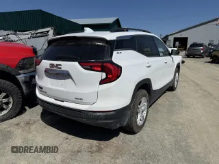 2020 GMC Terrain SLE z VIN 3GKALTEV6LL119894, wystawiony jako Copart lot #57132205 z przebiegiem Nie podano mil oraz Szkoda całkowita • Salvage title. Historia ofert i sprzedaży dostępna na DreamBid. Obrazek 3.