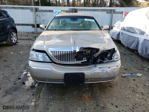 2005 Lincoln Town Car Signature with VIN 1LNHM81W45Y642069, listed as a Copart auction lot 79722163 with 220,886 mi miles and Salvage Title. Bid and sale history available at carsss.com. Image 5.