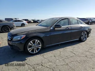 2018 Mercedes-Benz C 350e with VIN 55SWF4HB5JU245870, listed as a Copart auction lot 56415804 with 68,042 mi miles and Salvage title. Bid and sale history available at DreamBid. Image 1.