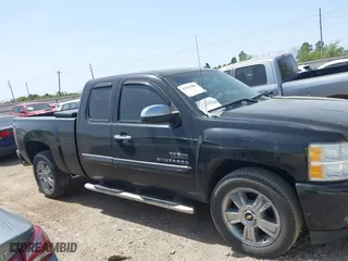 2012 Chevrolet Silverado 1500 LT with VIN 1GCRCSE09CZ225214, listed as a IAAI auction lot 41843886 with 217,491 mi miles. Bid and sale history available at carsss.com. Image 13.