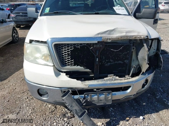 2008 Ford F-150 XLT with VIN 1FTPW12V88FB20102, listed as a IAAI auction lot 41667640 with 200,249 mi miles. Bid and sale history available at carsss.com. Image 6.