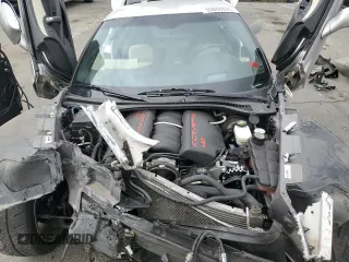 2008 Chevrolet Corvette z VIN 1G1YY26W685116510, wystawiony jako Copart lot #55888895 z przebiegiem Nie podano mil oraz Szkoda całkowita • Salvage title. Historia ofert i sprzedaży dostępna na DreamBid. Obrazek 11.