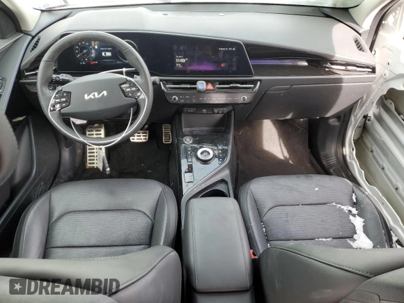 2023 Kia Niro Wave with VIN KNDCT3L10P5040523, listed as a Copart auction lot 89325305 with 8,287 mi miles and Salvage Title. Bid and sale history available at DreamBid. Image 8.