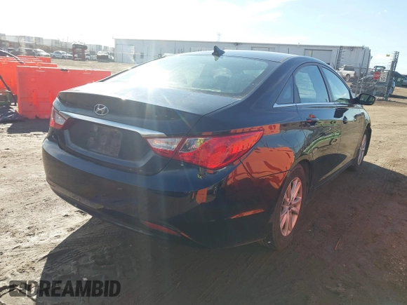 2011 Hyundai Sonata GLS with VIN 5NPEB4AC9BH171075, listed as a IAAI auction lot 41707321 with 220,270 mi miles. Bid and sale history available at carsss.com. Image 4.