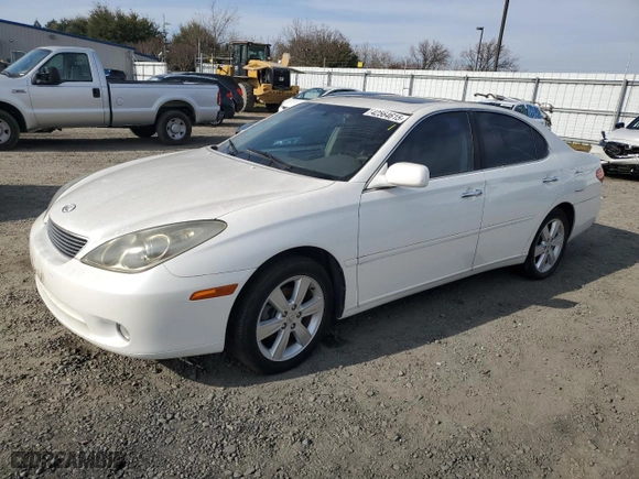 2005 Lexus ES 330 with VIN JTHBA30G955073946, listed as a Copart auction lot 42564615 with 218,641 mi miles and Salvage Title. Bid and sale history available at carsss.com. Image 1.