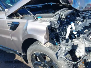 2018 Land Rover Range Rover Sport HSE с VIN SALWR2RK9JA192989, выставлен на аукционе IAAI как лот 41739107 с пробегом 68 773 миль миль и . История ставок и продаж доступна на DreamBid. Изображение 16.