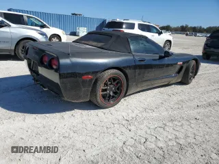 2001 Chevrolet Corvette with VIN 1G1YY32G615104139, listed as a Copart auction lot 77477034 with 0 mi miles and Salvage Title. Bid and sale history available at carsss.com. Image 3.