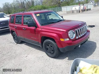 2014 Jeep Patriot Sport with VIN 1C4NJPBA7ED798319, listed as a IAAI auction lot 42092695 with 114,468 mi miles. Bid and sale history available at carsss.com. Image 1.