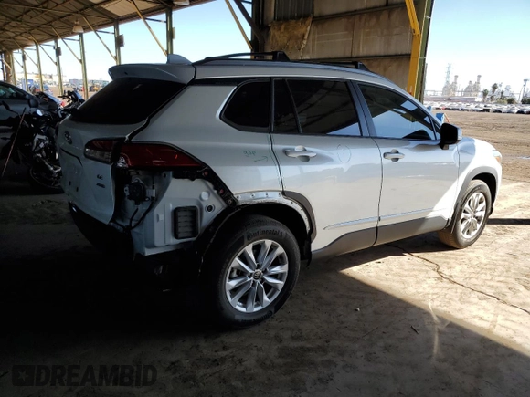 2023 Toyota Corolla Cross LE с VIN 7MUCAABG3PV053900, выставлен на аукционе Copart как лот 47088935 с пробегом 8 705 миль миль и Списание • Salvage title. История ставок и продаж доступна на DreamBid. Изображение 3.