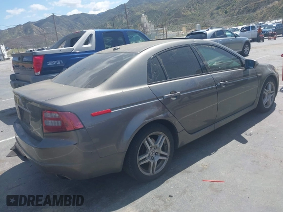 2008 Acura TL with VIN 19UUA66268A004376, listed as a IAAI auction lot 41916026 with 233,246 mi miles. Bid and sale history available at carsss.com. Image 4.