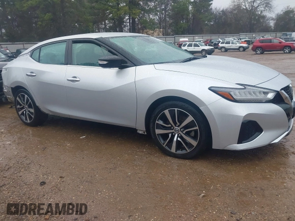 2020 Nissan Maxima SV with VIN 1N4AA6CV5LC384863, listed as a IAAI auction lot 41396121 with 90,730 mi miles. Bid and sale history available at carsss.com. Image 1.