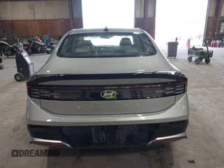 2024 Hyundai Sonata SEL z VIN KMHL64JA8RA401941, wystawiony jako IAAI lot #42085349 z przebiegiem 3722 mil mil oraz . Historia ofert i sprzedaży dostępna na DreamBid. Obrazek 16.