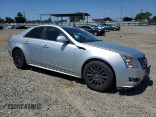 2012 Cadillac CTS Luxury z VIN 1G6DE5E53C0149305, wystawiony jako Copart lot #56924985 z przebiegiem 127 340 mil mil oraz Szkoda całkowita • Salvage title. Historia ofert i sprzedaży dostępna na DreamBid. Obrazek 4.