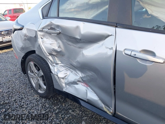 2019 Chevrolet Volt LT with VIN 1G1RC6S52KU114273, listed as a IAAI auction lot 41741510 with 76,460 mi miles. Bid and sale history available at carsss.com. Image 6.
