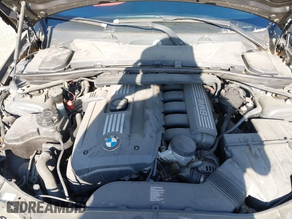 2013 BMW 3 Series 328i xDrive with VIN WBAKF5C51DJ297708, listed as a IAAI auction lot 41736962 with 113,064 mi miles. Bid and sale history available at carsss.com. Image 10.