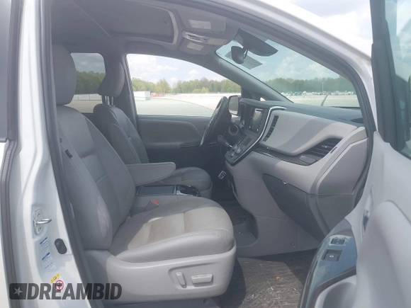 2018 Toyota Sienna XLE с VIN 5TDDZ3DC1JS200008, выставлен на аукционе IAAI как лот 42112804 с пробегом Не указан миль и . История ставок и продаж доступна на DreamBid. Изображение 5.