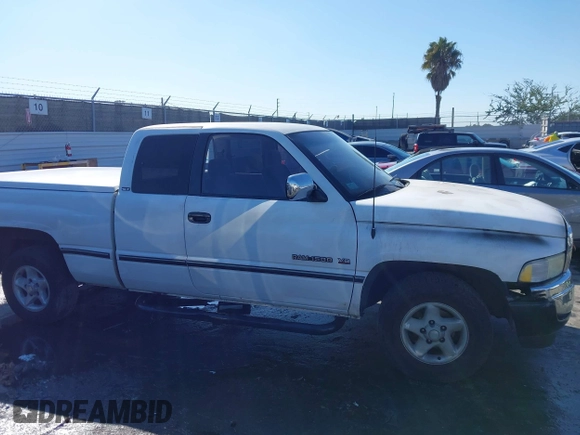 1997 Dodge 1500 with VIN 3B7HC13Z2VG714063, listed as a IAAI auction lot 41725318 with 306,824 mi miles and . Bid and sale history available at DreamBid. Image 13.