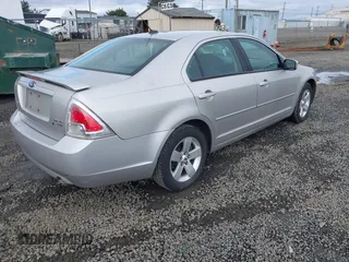 2007 Ford Fusion SE with VIN 3FAHP01167R265057, listed as a IAAI auction lot 41830234 with 193,156 mi miles. Bid and sale history available at carsss.com. Image 4.