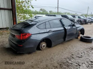 2011 BMW 5 Series GT 535i xDrive with VIN WBASP2C53BC338207, listed as a Copart auction lot 70851354 with 117,409 mi miles and Salvage Title. Bid and sale history available at carsss.com. Image 3.