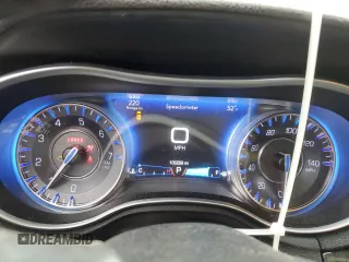 2016 Chrysler 300 with VIN 2C3CCAEG1GH105723, listed as a Copart auction lot 49551665 with 106,289 mi miles and Salvage Title. Bid and sale history available at carsss.com. Image 9.