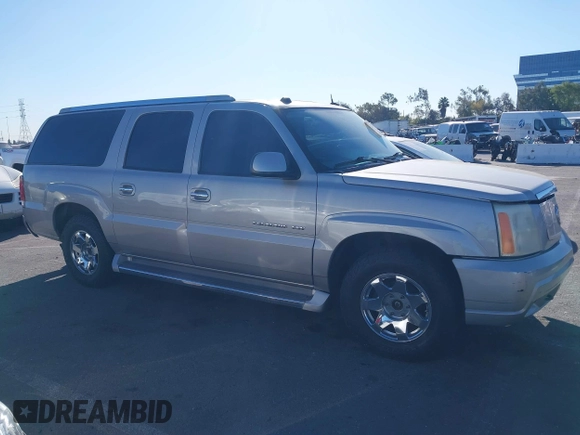 2005 Cadillac Escalade ESV z VIN 3GYFK66N75G215284, wystawiony jako IAAI lot #41320914 z przebiegiem Nie podano mil oraz . Historia ofert i sprzedaży dostępna na DreamBid. Obrazek 13.
