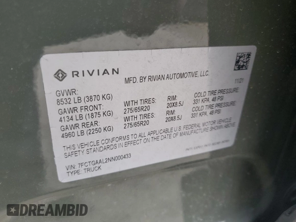 2022 Rivian R1T Launch Edition z VIN 7FCTGAAL2NN000433, wystawiony jako Copart lot #46680705 z przebiegiem Nie podano mil oraz Szkody całkowita. Historia ofert i sprzedaży dostępna na DreamBid. Obrazek 13.