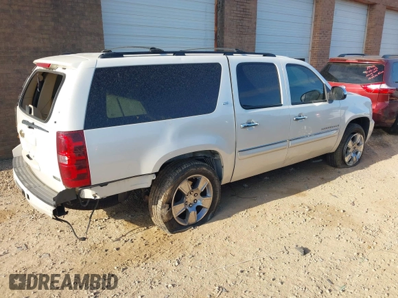 2008 Chevrolet Suburban LTZ z VIN 1GNFK163X8R196314, wystawiony jako IAAI lot #42127143 z przebiegiem 119 598 mil mil oraz . Historia ofert i sprzedaży dostępna na DreamBid. Obrazek 4.