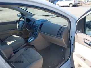 2011 Nissan Sentra 2.0 z VIN 3N1AB6AP0BL678737, wystawiony jako IAAI lot #41773731 z przebiegiem 163 316 mil mil oraz . Historia ofert i sprzedaży dostępna na DreamBid. Obrazek 5.